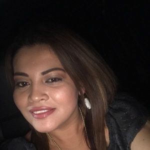 Meet your Posher, Claudia
